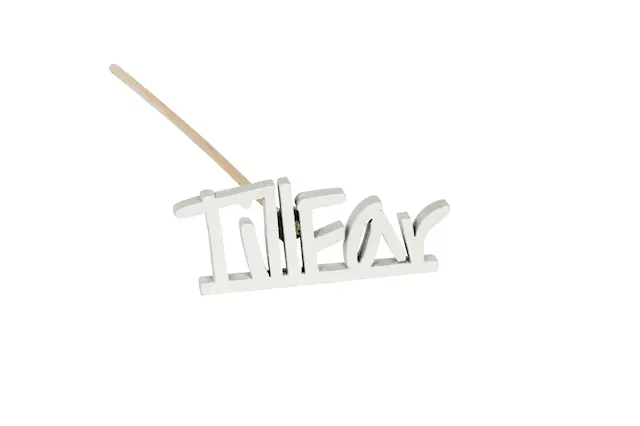 Tikku ~15 cm. Vain koristeeksi.