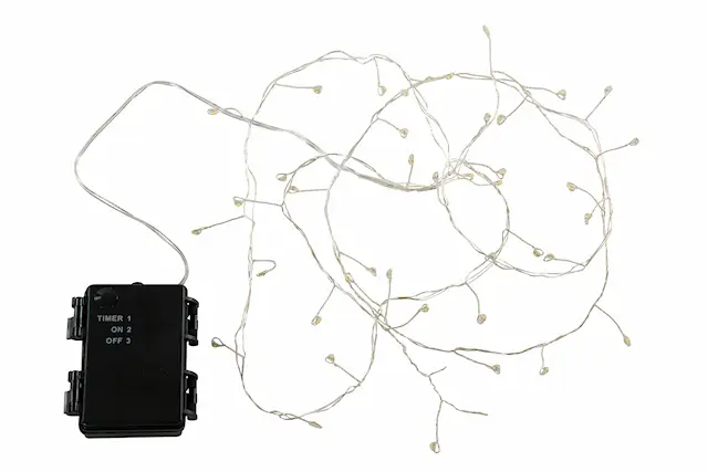 3 x AA-paristoa, 40 Varm-LED-valoa, ajastin 6 tuntia päällä ja 18 tuntia pois päältä, IP44
